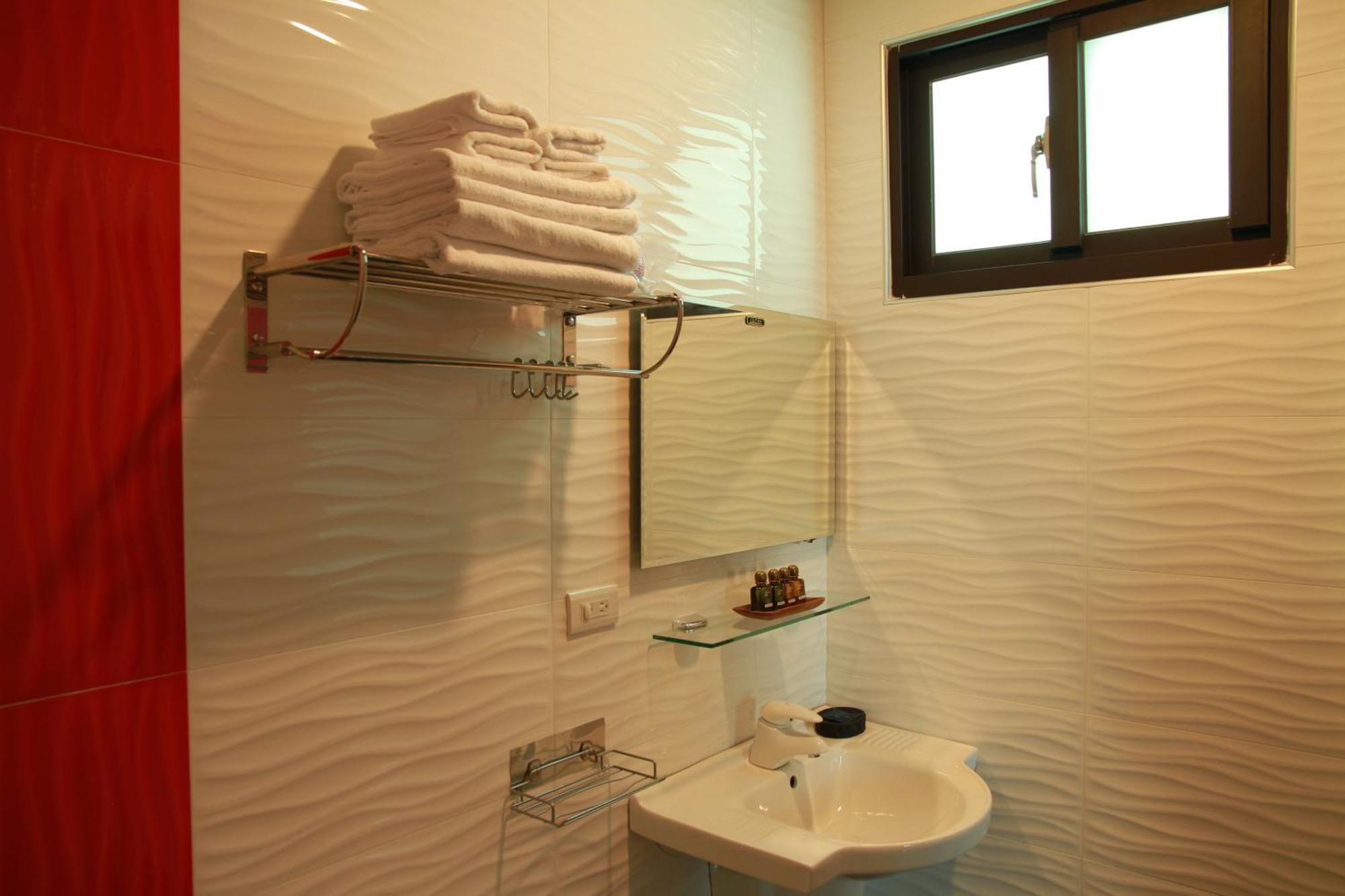 Stick-On B&B Shunan Exterior foto