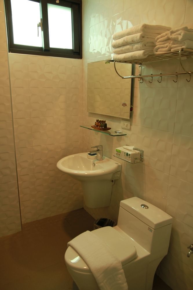 Stick-On B&B Shunan Exterior foto